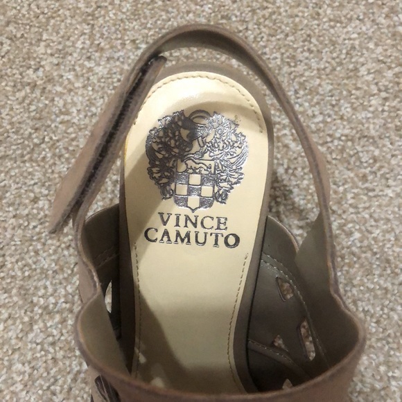 Vince Camuto Women’s Heels - Picture 4 of 5